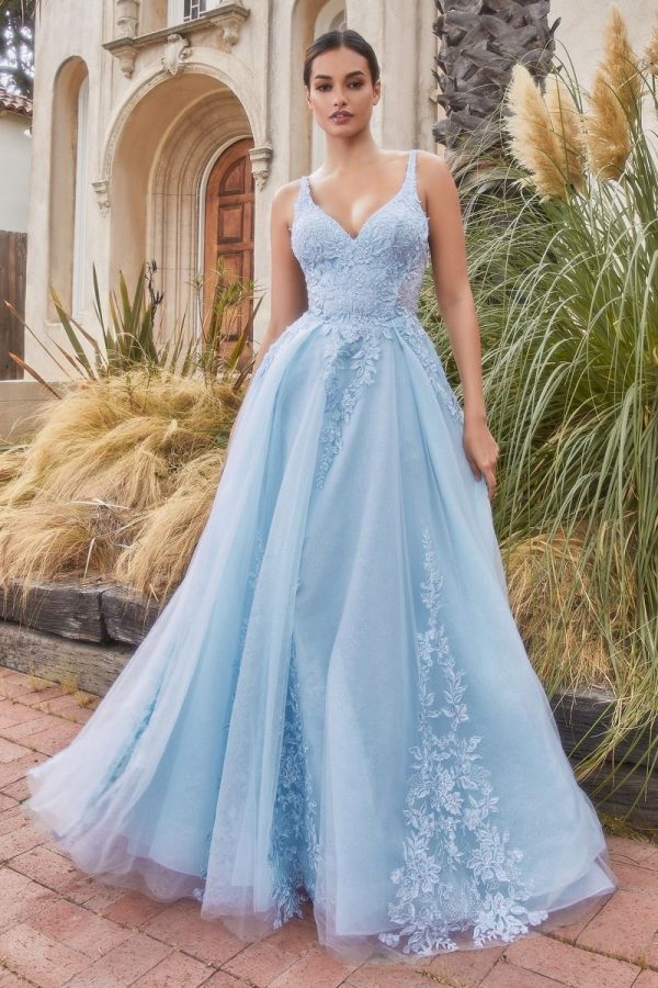 PASTEL ELYSIUM LACE V-NECK GOWN - Image 2