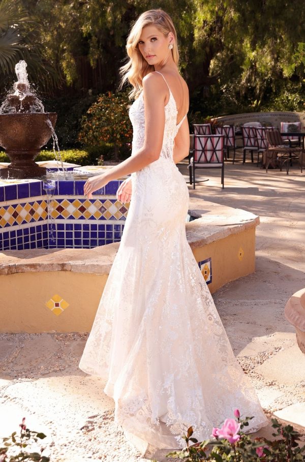 FITTED LACE MERMAID BRIDAL GOWN - Image 4